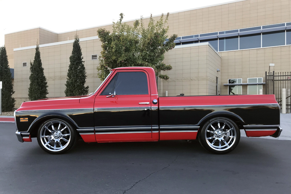 1971 CHEVROLET C10 CUSTOM PICKUP - Side Profile - 236186