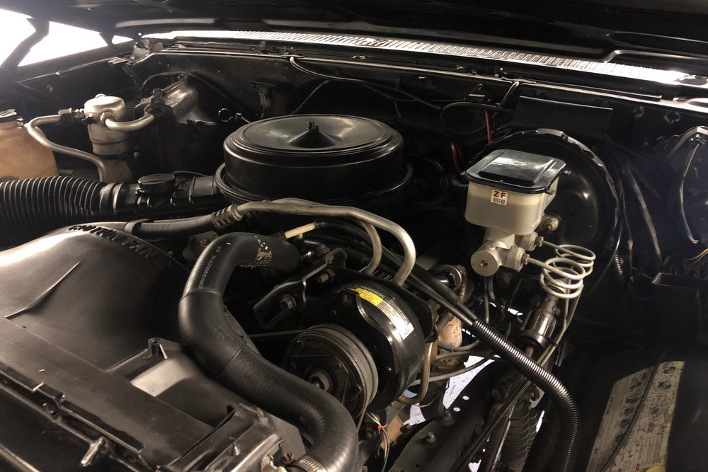 1985 GMC K10 SIERRA - Engine - 236231