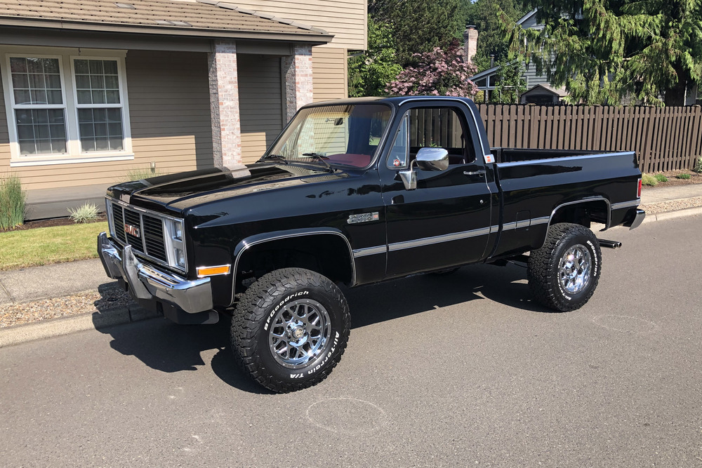 1985 GMC K10 SIERRA - Front 3/4 - 236231