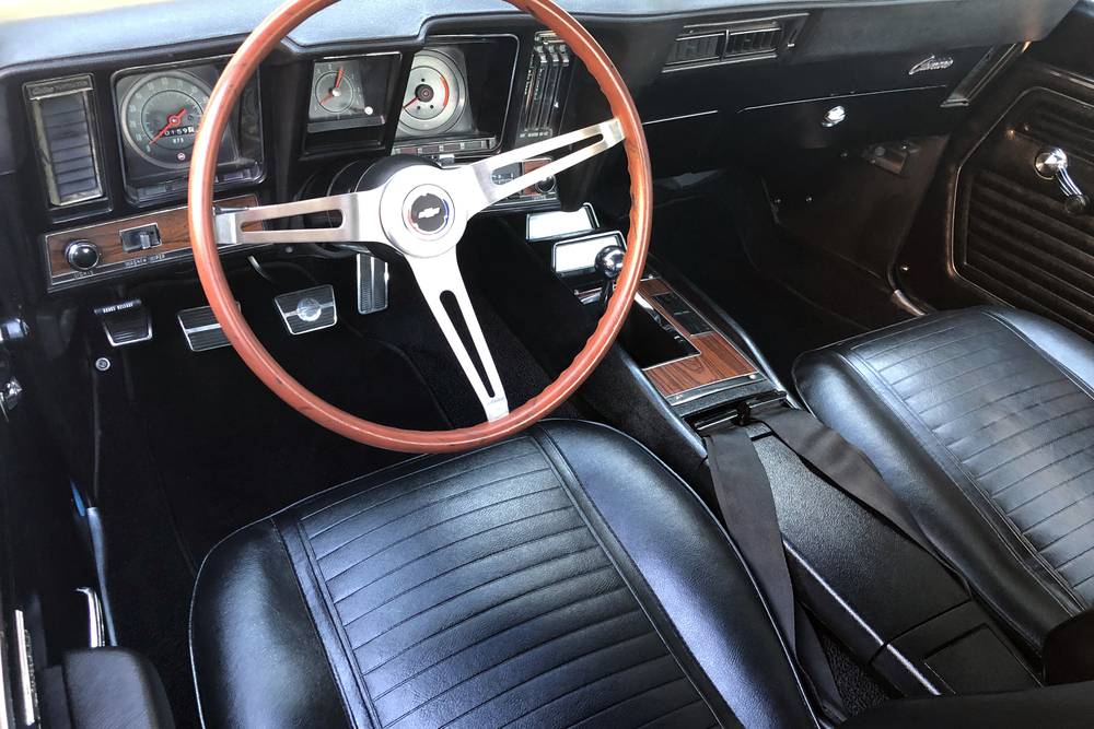 1969 CHEVROLET CAMARO RS/SS - Interior - 236232