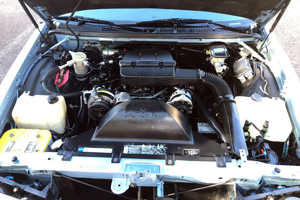 1993 CHEVROLET CAPRICE WAGON - Engine - 236246