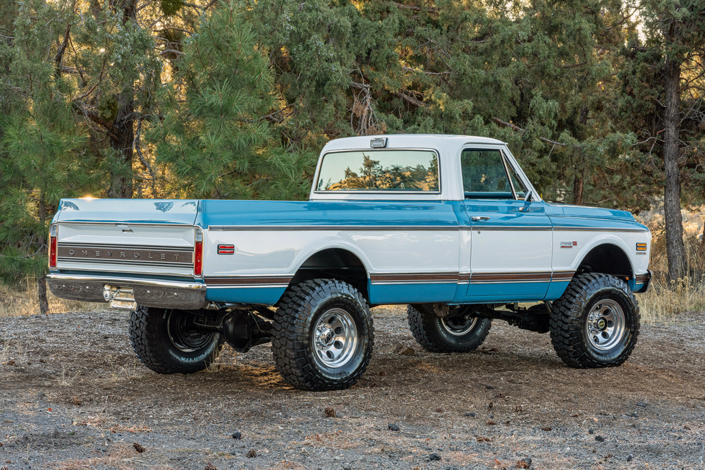 1972 CHEVROLET CHEYENNE K10 CUSTOM PICKUP - Rear 3/4 - 236288