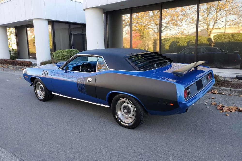 1971 PLYMOUTH BARRACUDA - Rear 3/4 - 236349