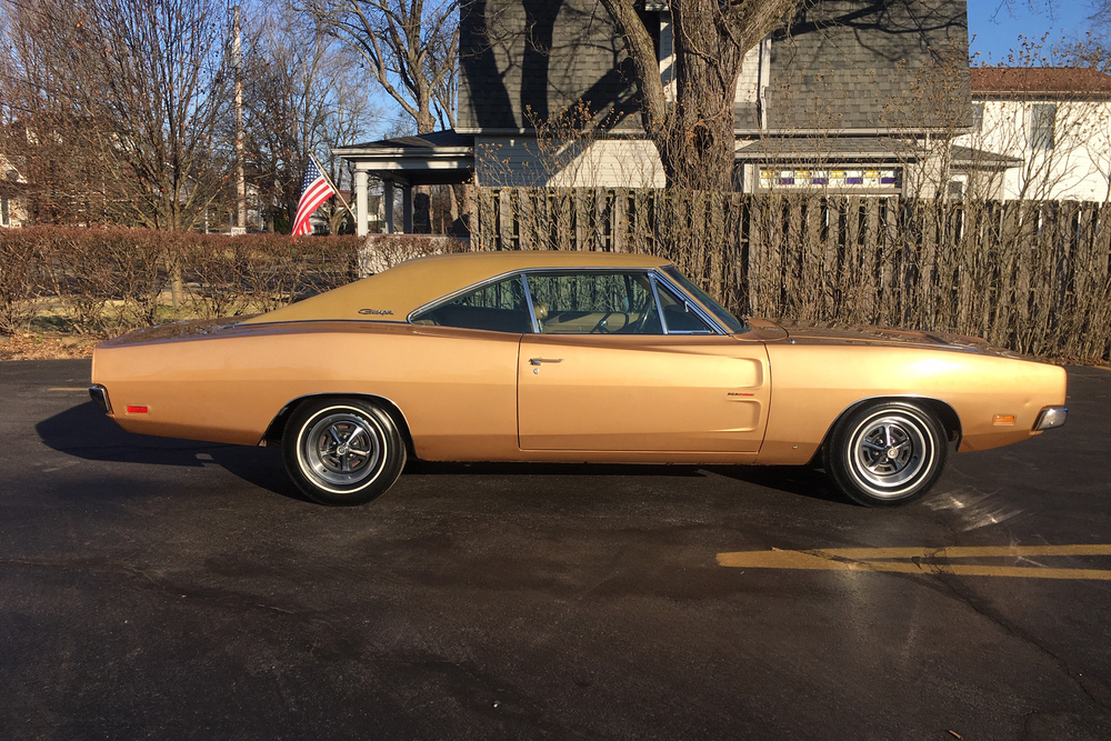 1969 DODGE CHARGER - Side Profile - 236422