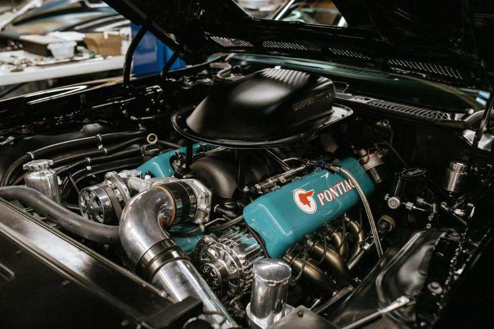 1976 PONTIAC FIREBIRD TRANS AM CUSTOM COUPE - Engine - 236522