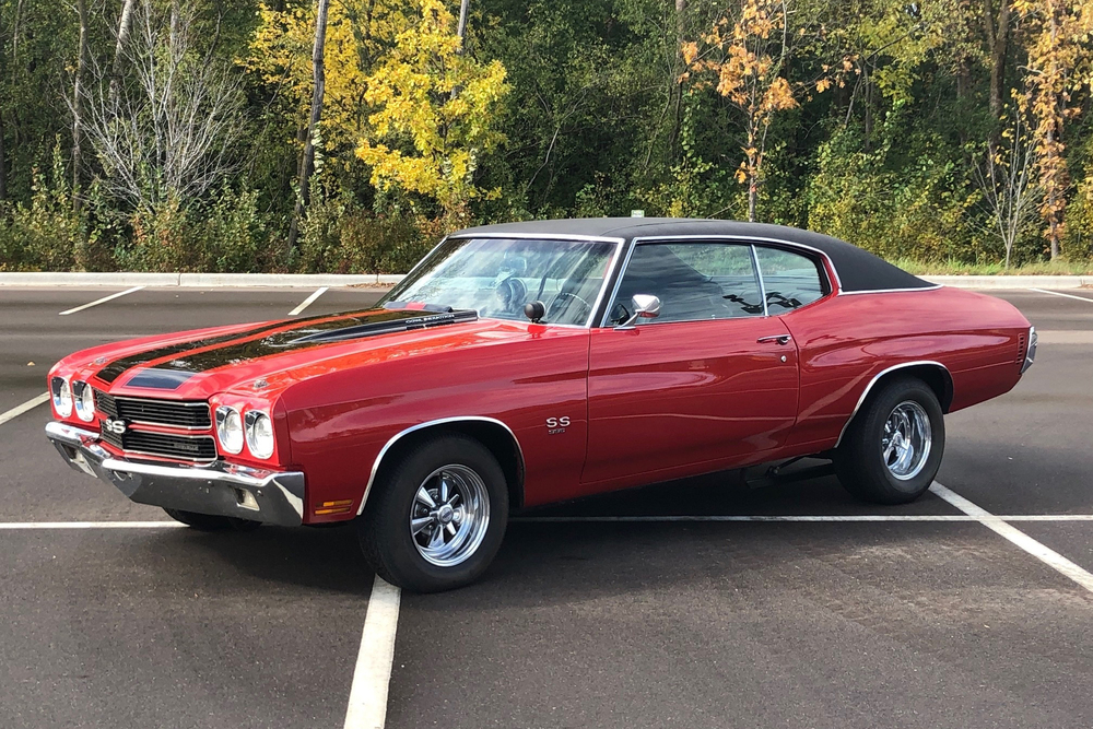 1970 CHEVROLET CHEVELLE SS - Front 3/4 - 236566