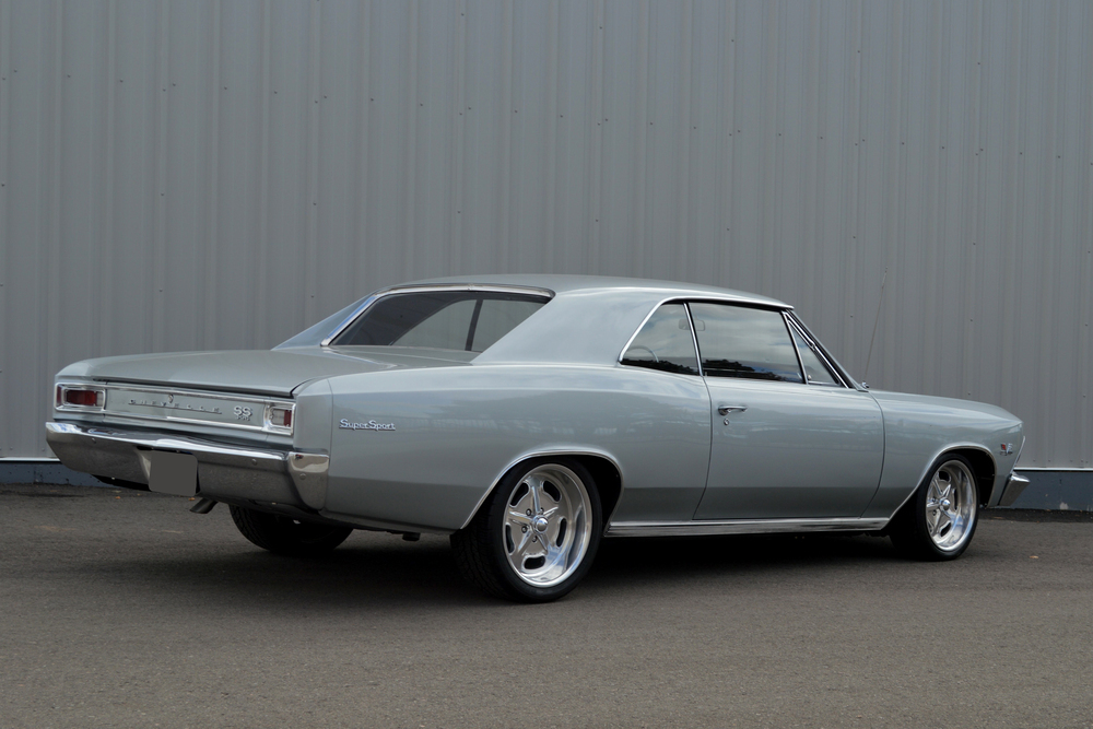 1966 CHEVROLET CHEVELLE SS 396 - Rear 3/4 - 236664