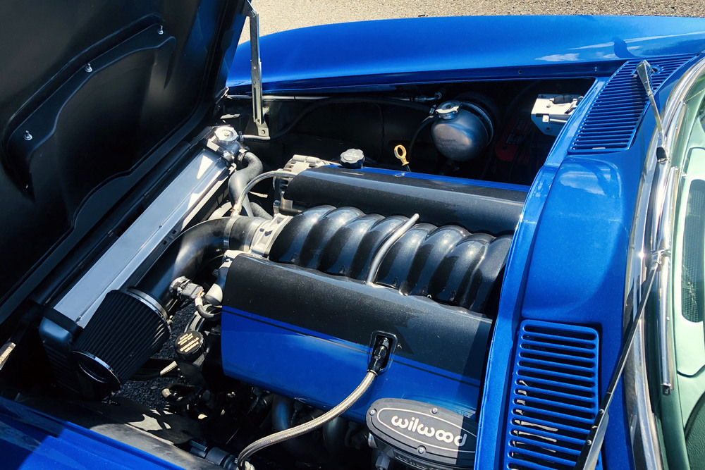 1965 CHEVROLET CORVETTE CUSTOM CONVERTIBLE - Engine - 237152