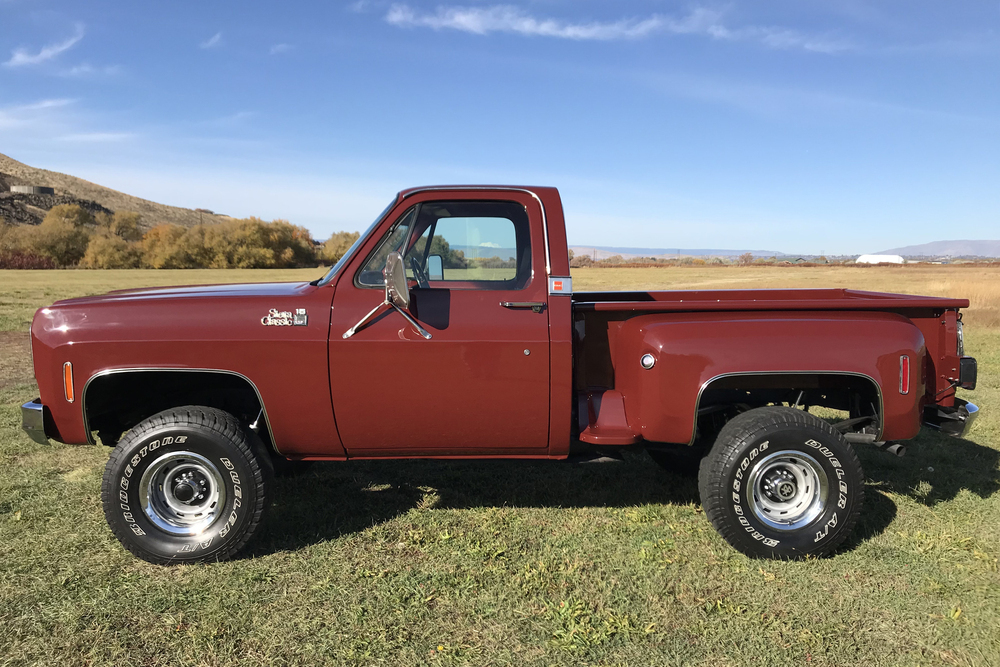 1977 GMC SIERRA PICKUP - Side Profile - 237168