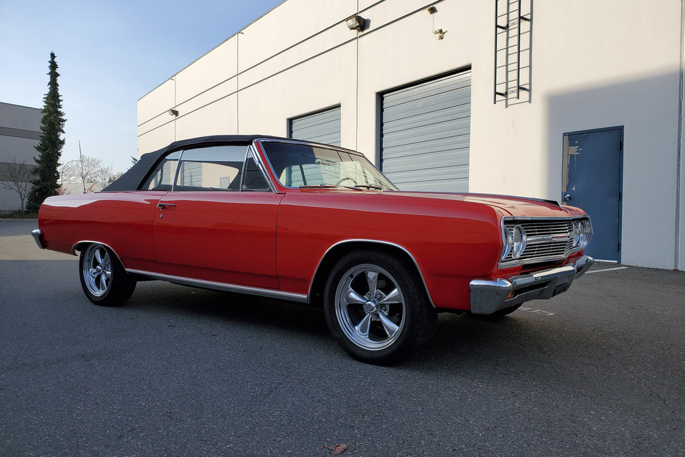 1965 CHEVROLET CHEVELLE CONVERTIBLE - Front 3/4 - 237199