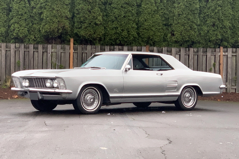 1963 buick riviera and 1963 ford thunderbird