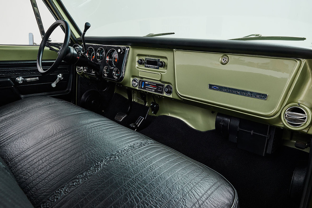 1970 CHEVROLET K10 CUSTOM PICKUP - Interior - 237373