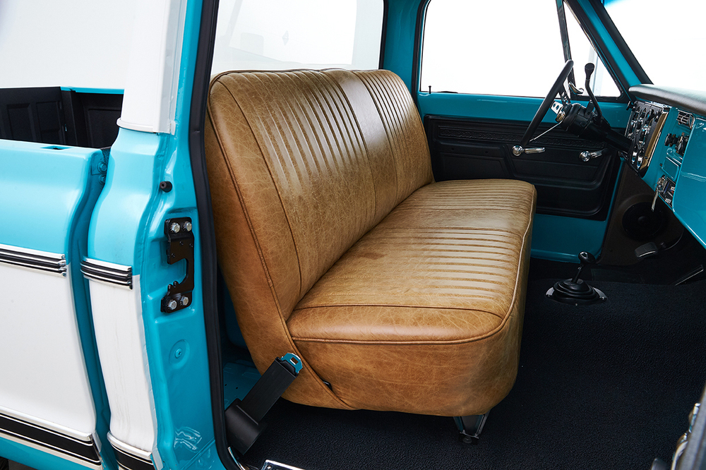 1972 CHEVROLET K10 CUSTOM PICKUP - Interior - 237374