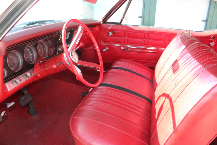 1967 CHEVROLET IMPALA - Interior - 237517