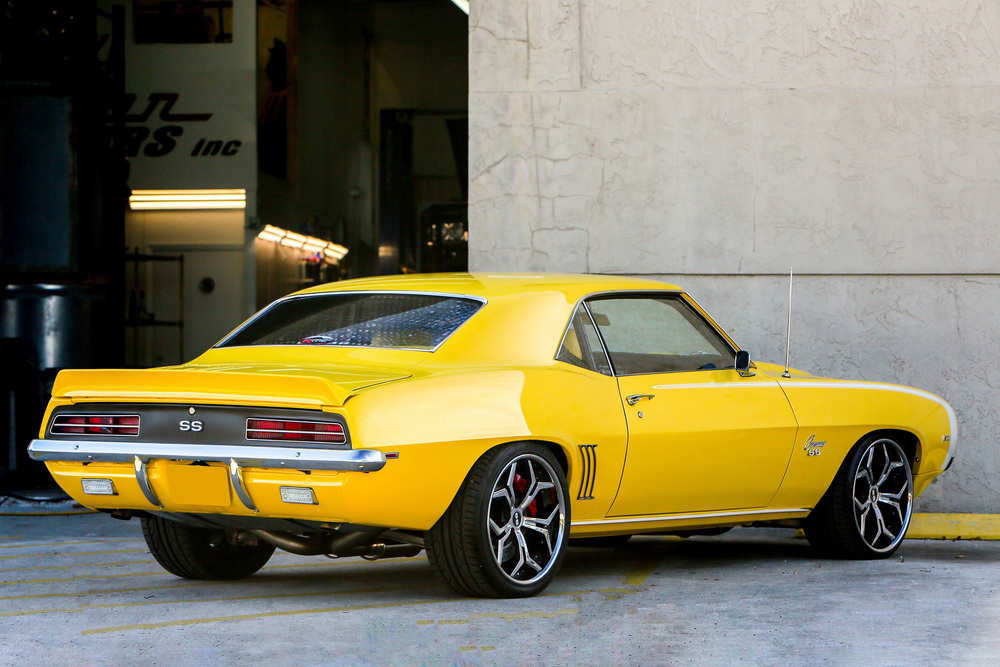 1969 CHEVROLET CAMARO SS CUSTOM COUPE - Rear 3/4 - 237518