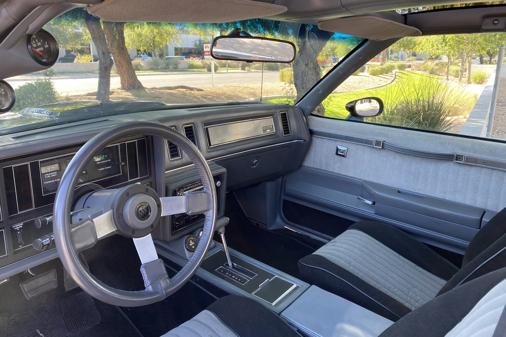 1987 BUICK GRAND NATIONAL - Interior - 237910