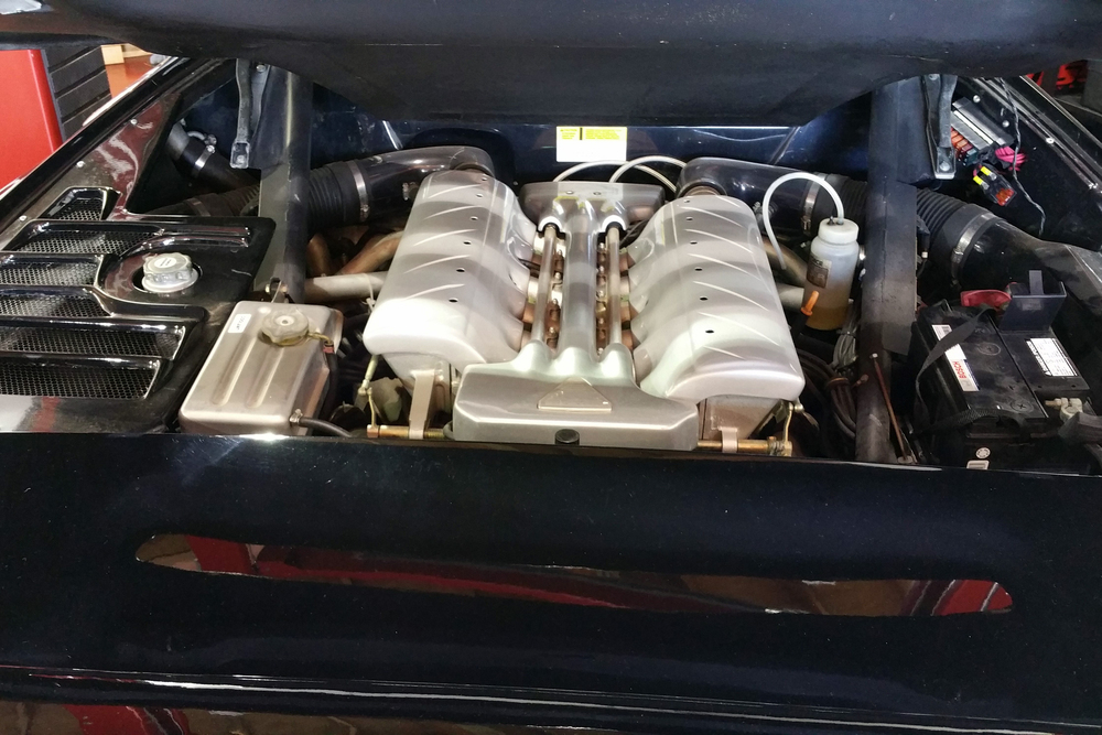 1999 VECTOR M-12 - Engine - 238035