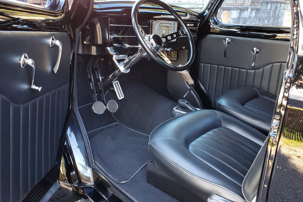 1941 WILLYS CUSTOM COUPE - Interior - 238043