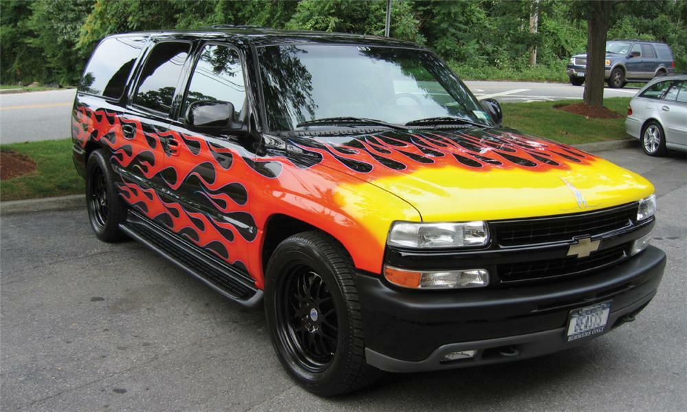 2000 CHEVROLET SUBURBAN CUSTOM - Front 3/4 - 23806