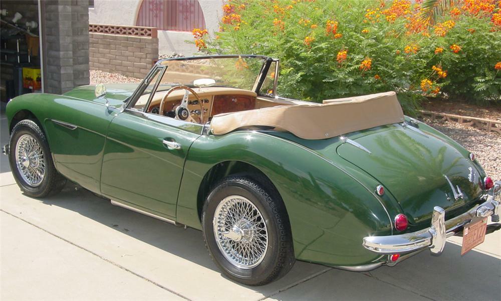 1965 AUSTIN-HEALEY 3000 MARK III BJ8 BJ8 CONVERTIBLE - Rear 3/4 - 23813