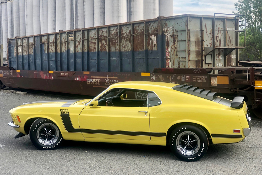 1970 FORD MUSTANG BOSS 302 - Side Profile - 238133