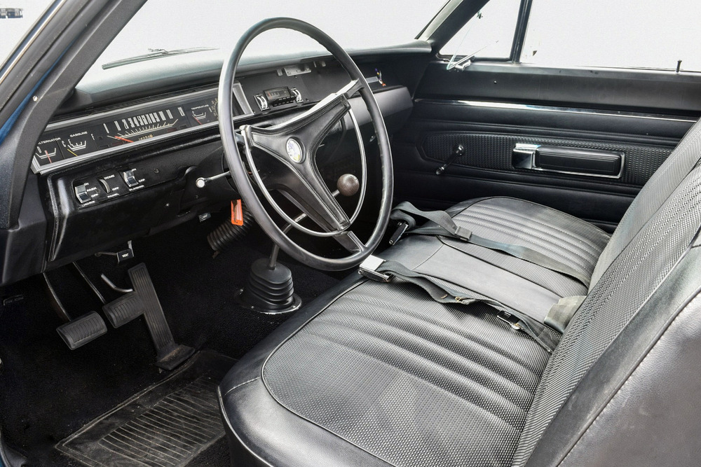 1969 PLYMOUTH ROAD RUNNER - Interior - 238150