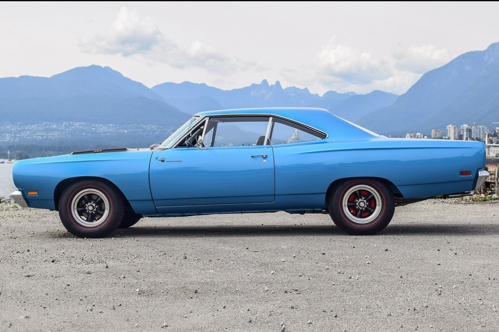1969 PLYMOUTH ROAD RUNNER - Side Profile - 238150