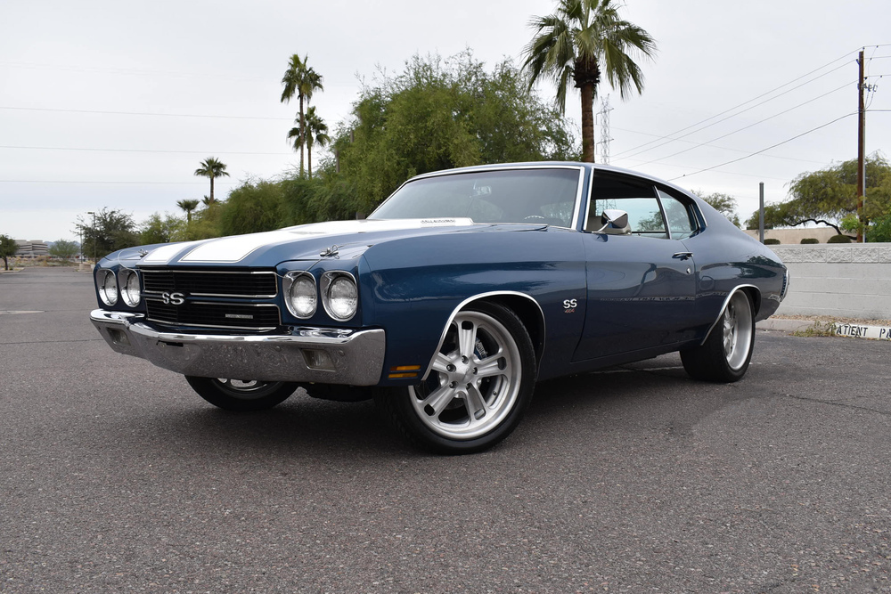 1970 CHEVROLET CHEVELLE SS LS6 CUSTOM COUPE - Front 3/4 - 238177