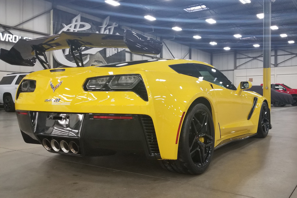 2019 CHEVROLET CORVETTE ZR1 - Rear 3/4 - 238222