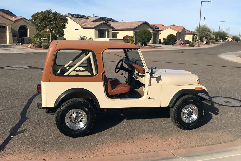 1984 JEEP CJ7 - Side Profile - 238291