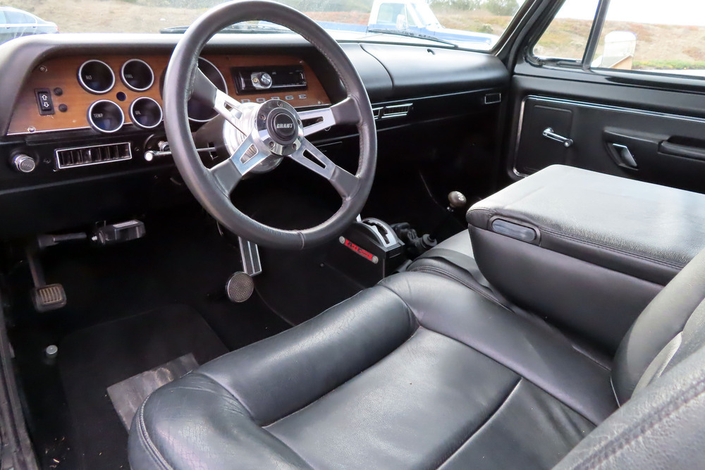1972 DODGE POWER WAGON CUSTOM PICKUP - Interior - 238456