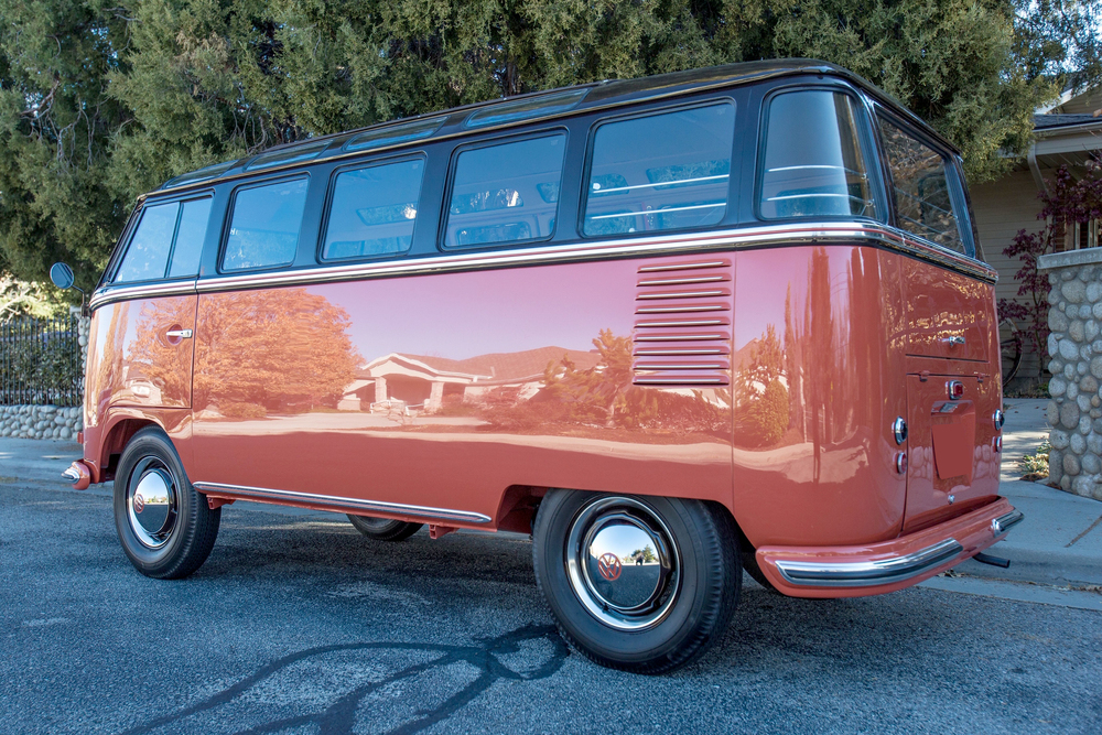 1958 VOLKSWAGEN 23-WINDOW MICROBUS - Rear 3/4 - 238485
