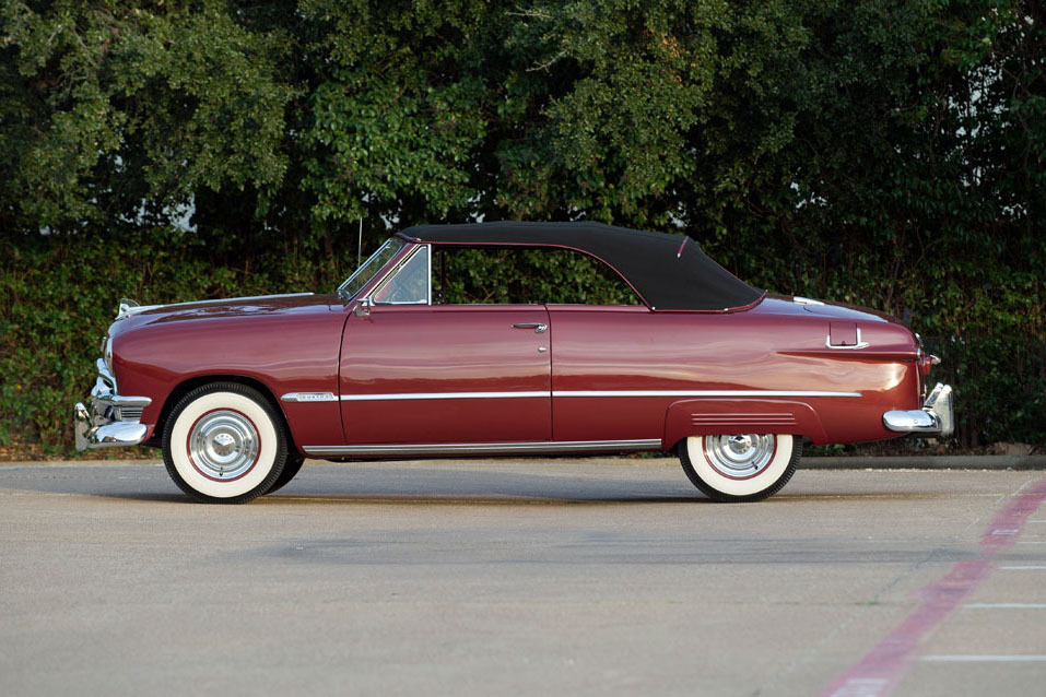 1950 FORD CUSTOM DELUXE CONVERTIBLE - Side Profile - 238523