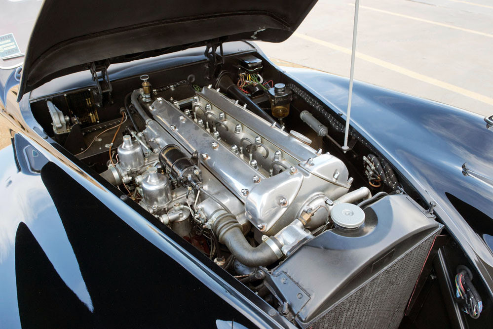 1952 JAGUAR XK120 - Engine - 238525
