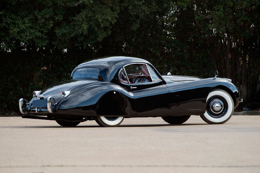 1952 JAGUAR XK120 - Rear 3/4 - 238525