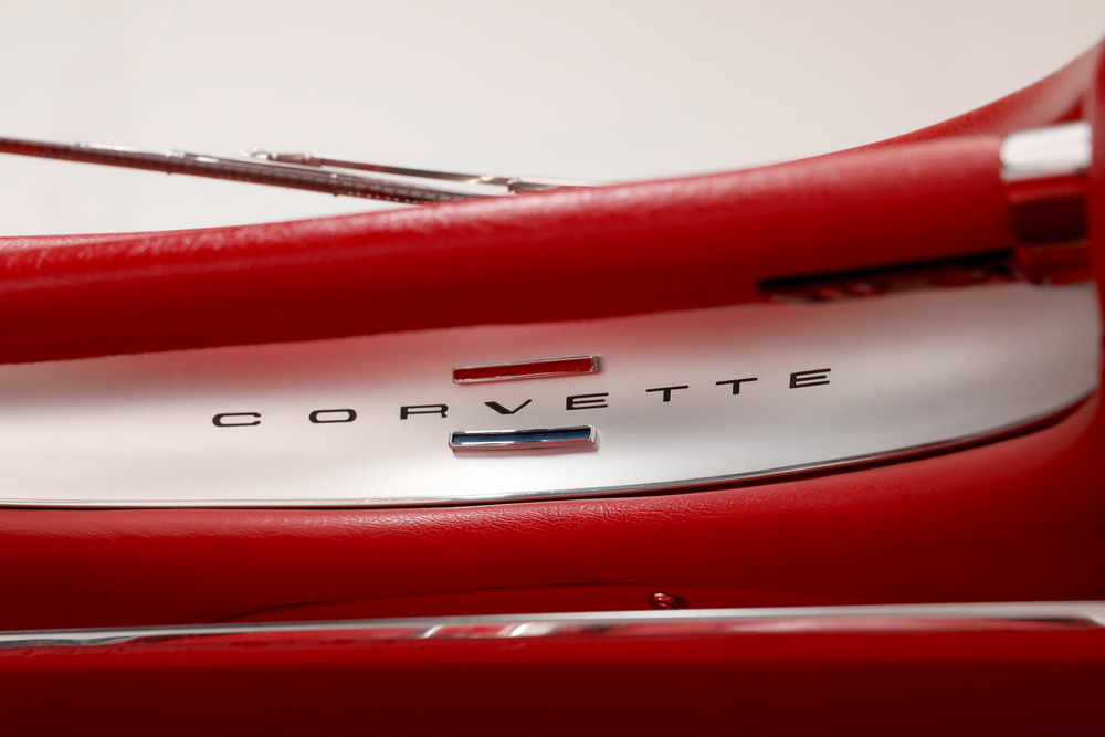1961 CHEVROLET CORVETTE CONVERTIBLE - Misc 3 - 238607