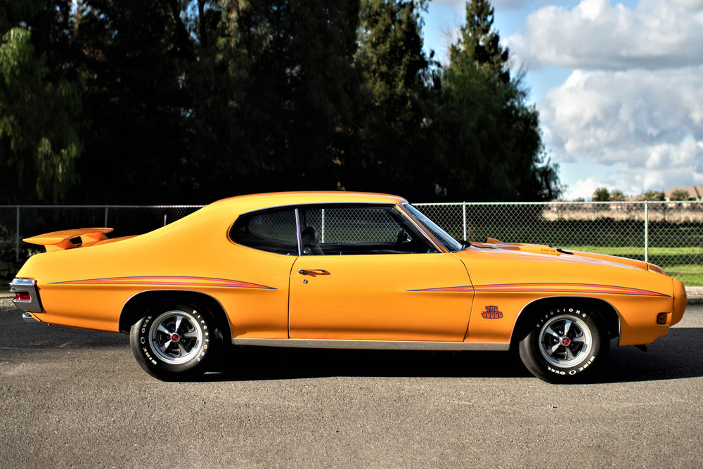 1970 PONTIAC GTO JUDGE - Side Profile - 239026