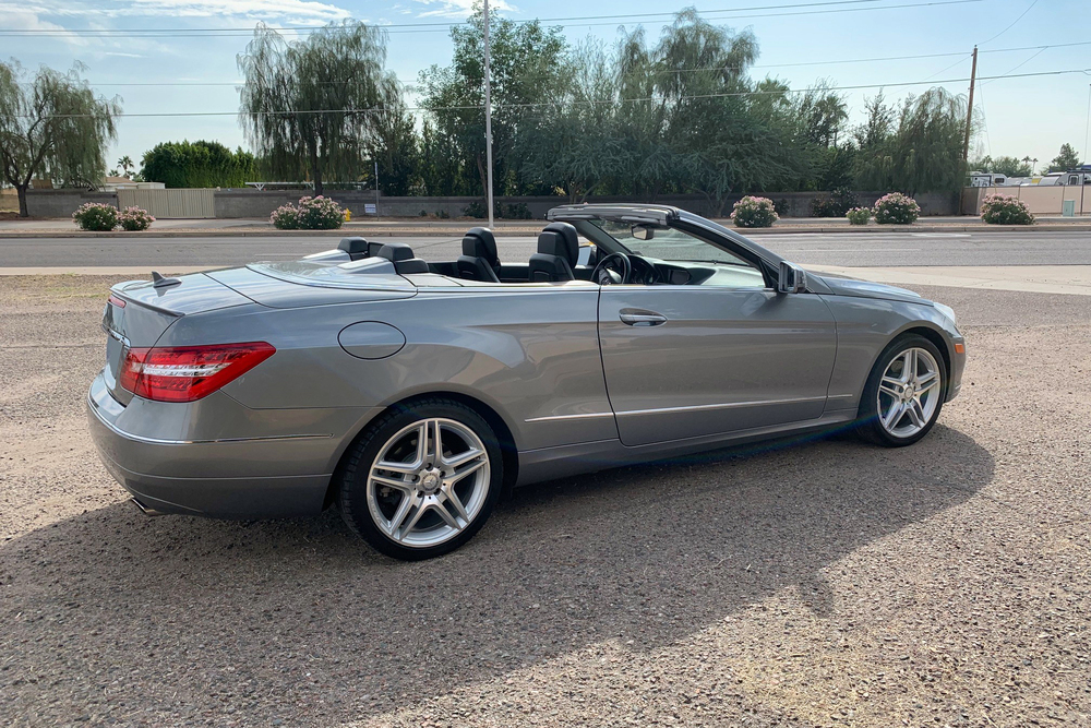 2011 MERCEDES-BENZ E350 CABRIOLET - Rear 3/4 - 239834