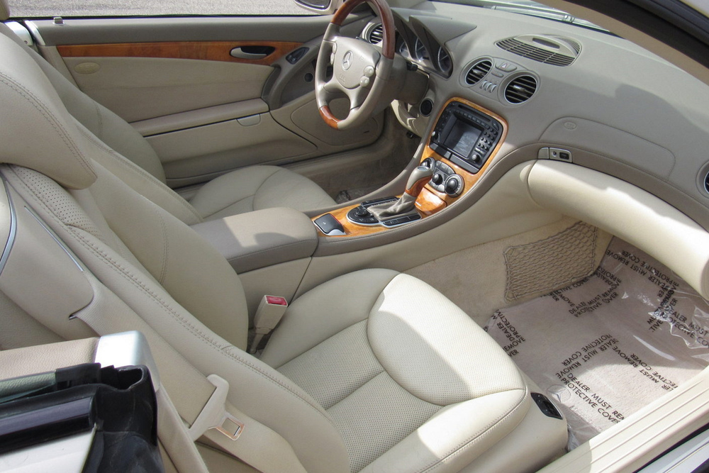 2004 MERCEDES-BENZ SL500 ROADSTER - Interior - 239992