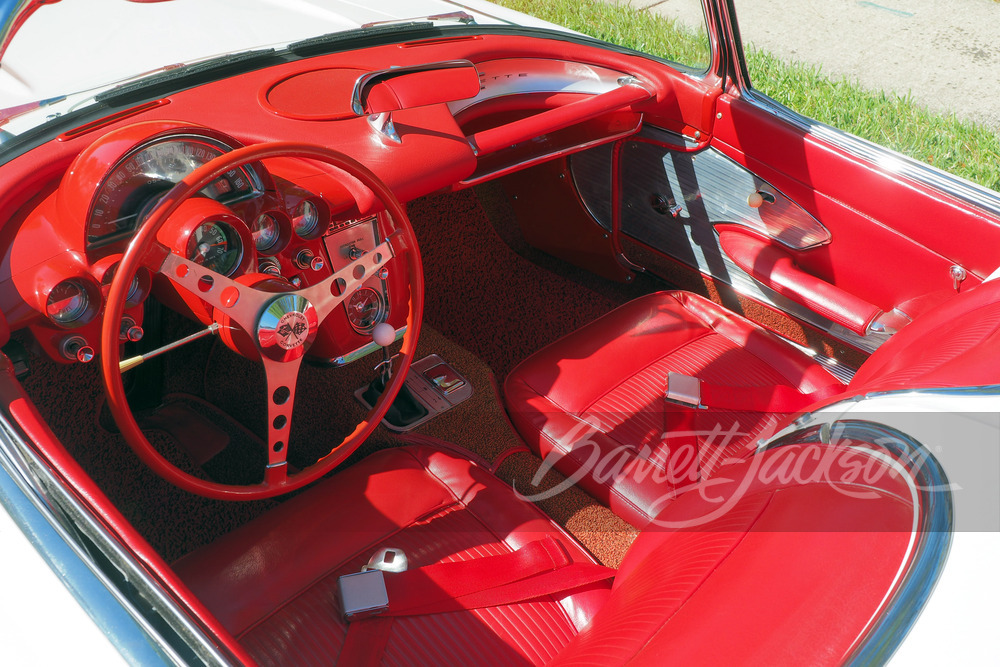 1961 CHEVROLET CORVETTE 283/270 CONVERTIBLE - Interior - 241355
