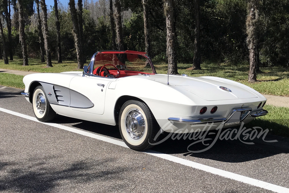 1961 CHEVROLET CORVETTE 283/270 CONVERTIBLE - Rear 3/4 - 241355