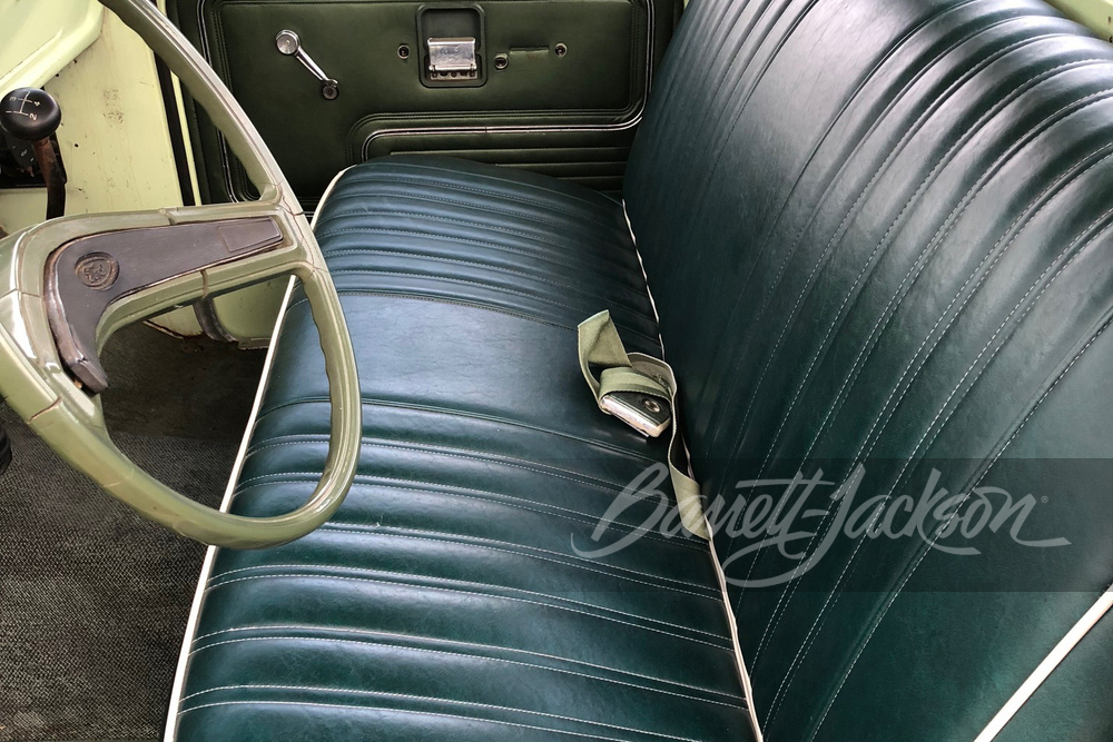 1972 FORD F-100 PICKUP - Interior - 241626
