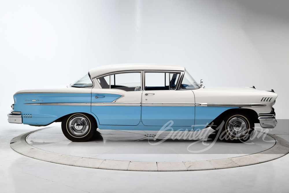 1958 CHEVROLET BEL AIR 4-DOOR POST - Side Profile - 241713