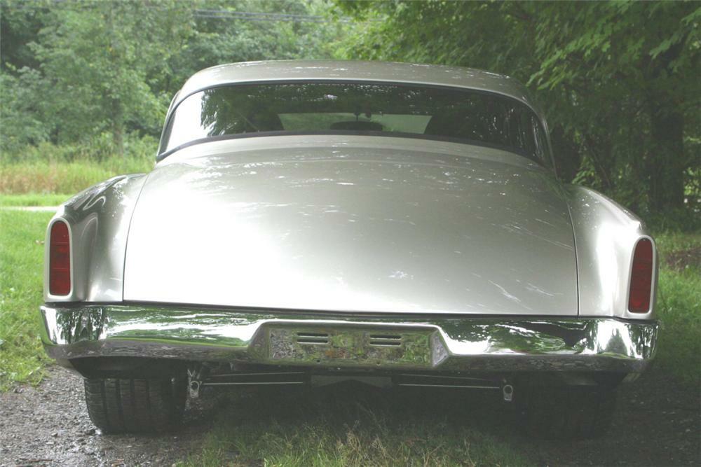 1953 STUDEBAKER COMMANDER CODDINGTON CUSTOM 2 DOOR HARDTOP - Rear 3/4 - 24193