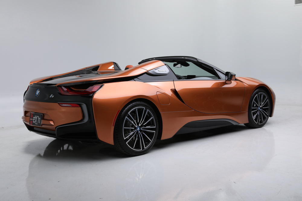 2019 BMW i8 ROADSTER - Rear 3/4 - 242130