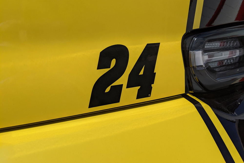 2020 CHEVROLET CAMARO 2SS HERTZ-HENDRICK MOTORSPORTS CUSTOM COUPE - Misc 10 - 242165