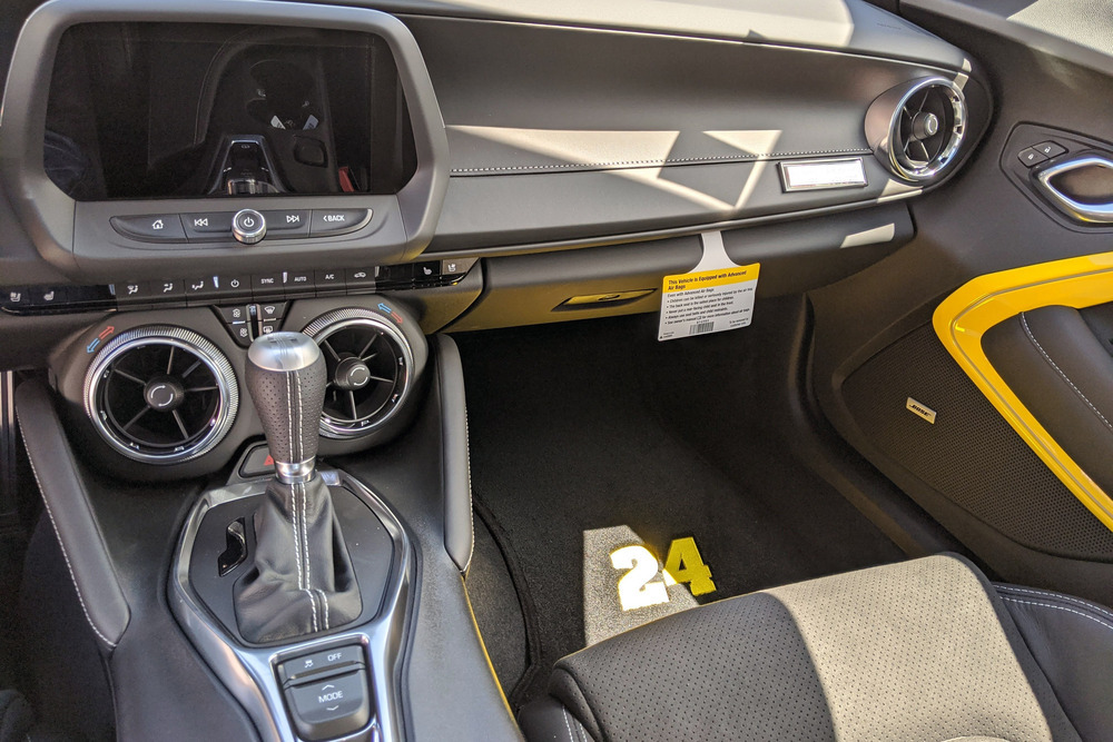 2020 CHEVROLET CAMARO 2SS HERTZ-HENDRICK MOTORSPORTS CUSTOM COUPE - Misc 7 - 242165