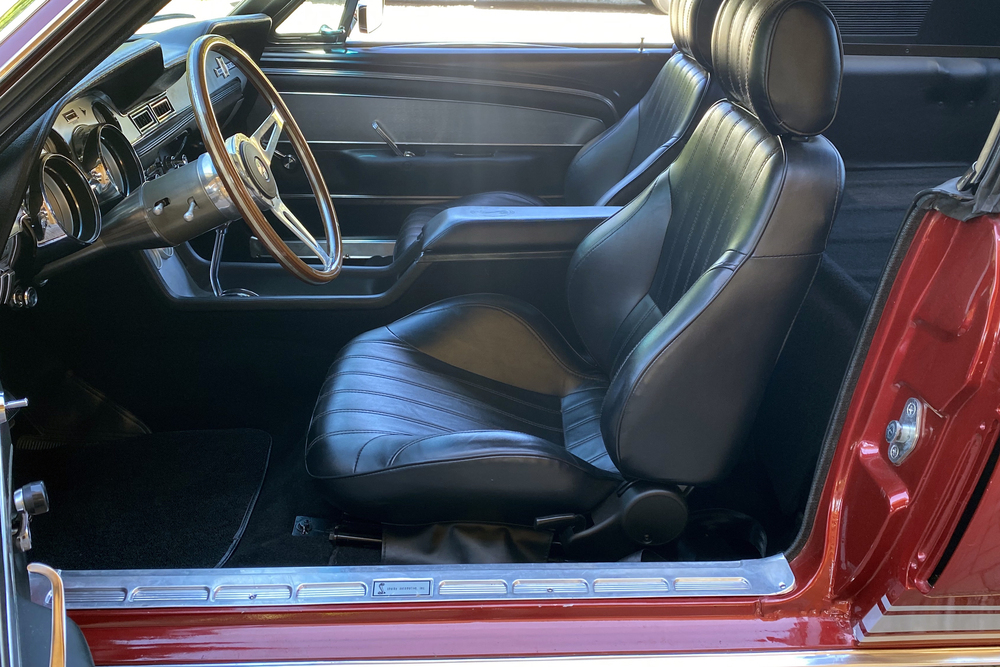 1968 FORD MUSTANG CUSTOM FASTBACK - Misc 45 - 242304