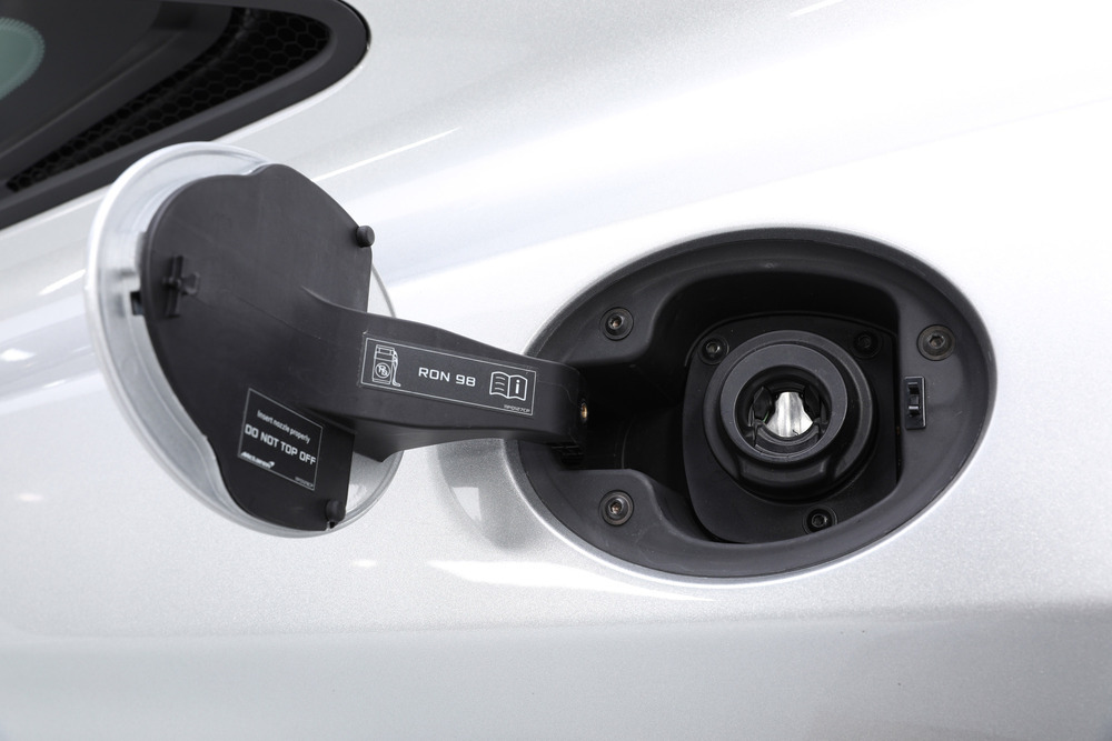 2012 MCLAREN MP4-12C - Misc 48 - 242438