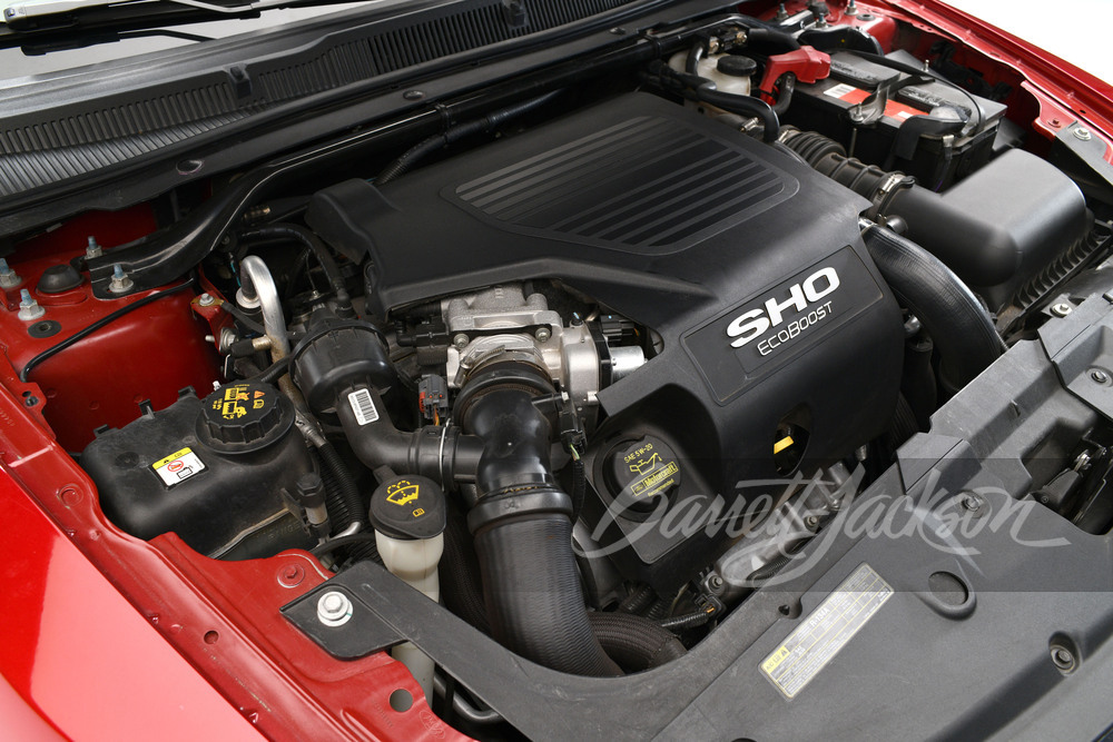 2010 FORD TAURUS SHO CUSTOM SEDAN - Engine - 242949